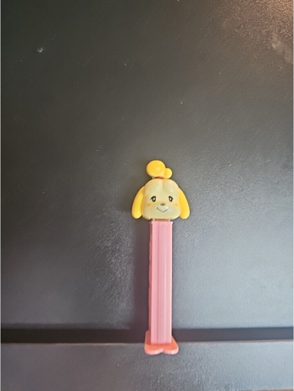 Isabelle - Animal Crossing Pez Candy Dispenser